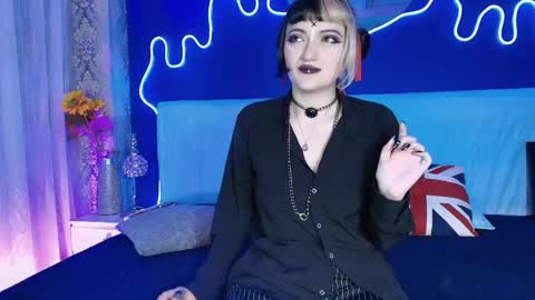 Snapshot of jeannesabatier chatting on 05.21.26 Jean online show from 05.21.26