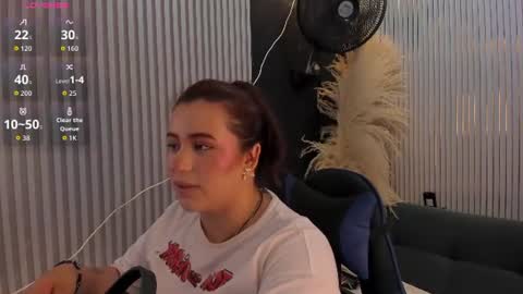Snapshot of jeannewilliams_ chatting on 06.12.26 Jeanne Williams online show from 06.12.26