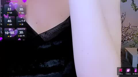 Snapshot of jeanniefox_ chatting on 02.28.25 jeanniefox_ online show from 02.28.25