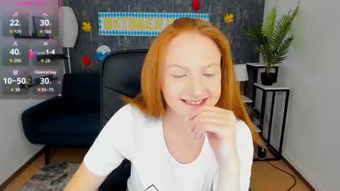 Snapshot of jeanniefox_ chatting on 09.15.25 jeanniefox_ online show from 09.15.25