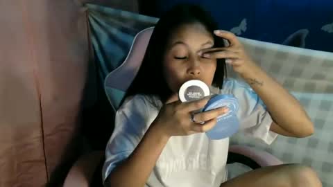 Snapshot of jeanny_babe chatting on 05.03.26 jeanny_babe online show from 05.03.26