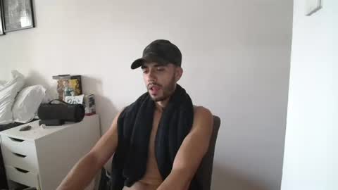 Snapshot of jeanpierbello7 chatting on 08.03.26 jean pier bello Silva online show from 08.03.26