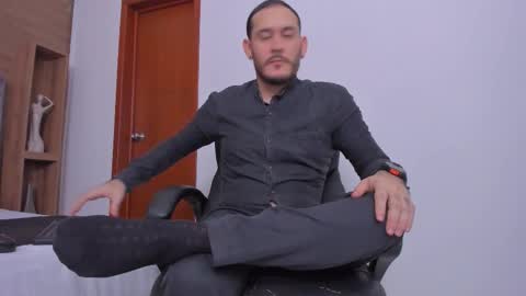 Jeanpiere online show from 02.06.26