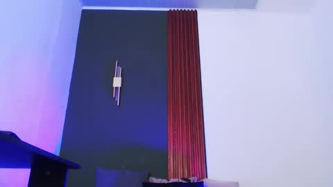 Snapshot of jeanys_sneider chatting on 10.22.25 Jeays online show from 10.22.25