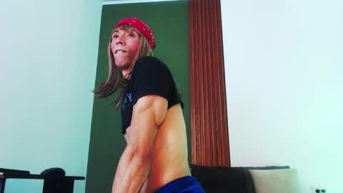 Snapshot of jeanys_sneider chatting on 11.10.25 Jeays online show from 11.10.25