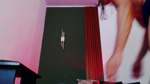 Snapshot of jeanys_sneider chatting on 11.15.25 Jeays online show from 11.15.25