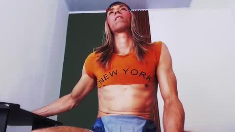 Snapshot of jeanys_sneider chatting on 11.28.25 Jeays online show from 11.28.25