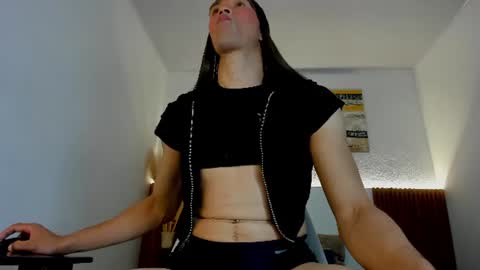 Snapshot of jeanys_sneider chatting on 07.05.26 Jeays online show from 07.05.26