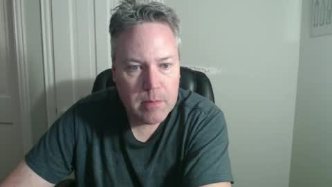 JE online show from 10.12.25