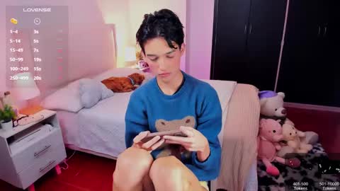 Snapshot of jeesus_vd chatting on 12.28.24 J E V D online show from 12.28.24