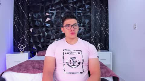 Snapshot of jeffdaltton chatting on 11.28.25 Jeff online show from 11.28.25