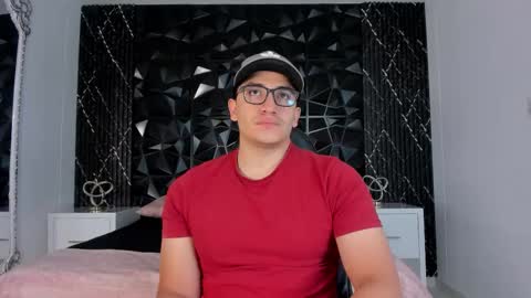 Snapshot of jeffdaltton chatting on 12.22.25 Jeff online show from 12.22.25