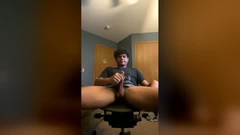 Snapshot of jefferycarnild chatting on 04.16.26 jefferycarnild online show from 04.16.26