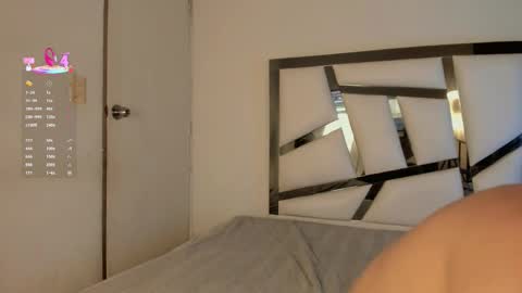 jei_7m online show from 10.22.25