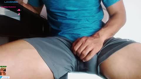 Snapshot of jeisongk chatting on 01.03.25 Jason online show from 01.03.25