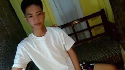 JELicious online show from 12.04.25