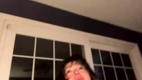 Snapshot of jellybeanin chatting on 02.09.25 Jelli online show from 02.09.25