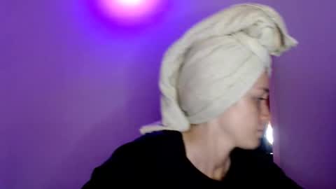 jellyrose online show from 12.17.25