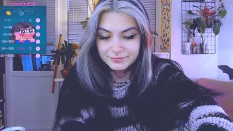 Snapshot of jelyaa chatting on 01.22.25 Jelya online show from 01.22.25