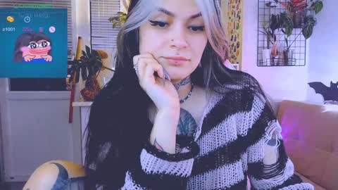 Snapshot of jelyaa chatting on 01.23.25 Jelya online show from 01.23.25