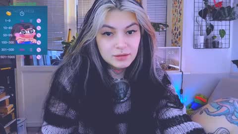 Snapshot of jelyaa chatting on 02.08.25 Jelya online show from 02.08.25