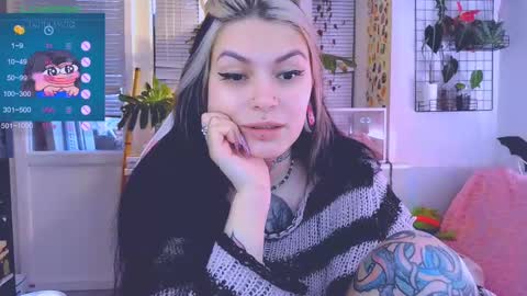 Snapshot of jelyaa chatting on 02.12.25 Jelya online show from 02.12.25