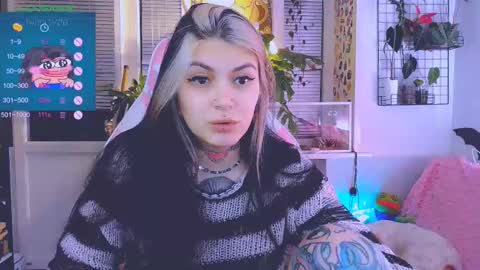 Snapshot of jelyaa chatting on 02.12.25 Jelya online show from 02.12.25