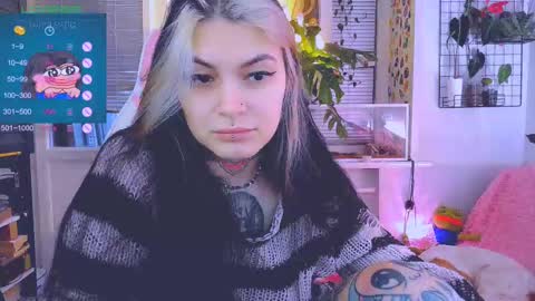 Snapshot of jelyaa chatting on 02.13.25 Jelya online show from 02.13.25