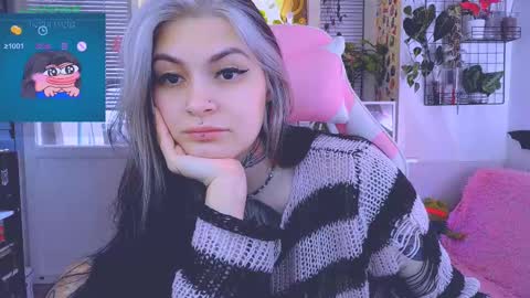 Snapshot of jelyaa chatting on 03.05.25 Jelya online show from 03.05.25