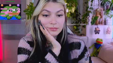 Snapshot of jelyaa chatting on 09.13.25 Jelya online show from 09.13.25