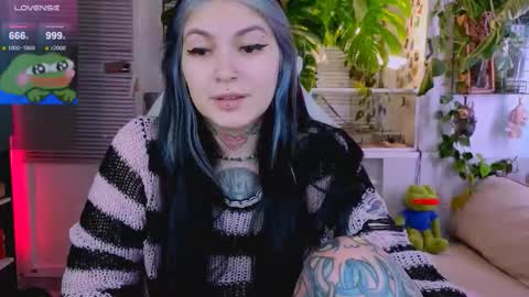 Snapshot of jelyaa chatting on 11.08.25 Jelya online show from 11.08.25