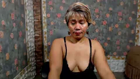 Snapshot of jemm36 chatting on 01.19.25 Jem online show from 01.19.25