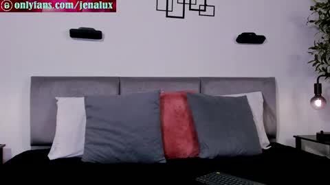 Jennalux online show from 05.06.26