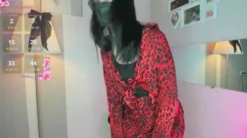 Snapshot of jenayorteg chatting on 11.11.25 Molly online show from 11.11.25