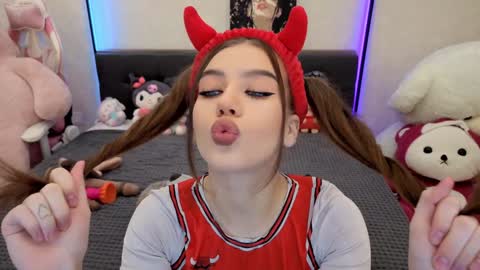 Dolly online show from 11.26.25