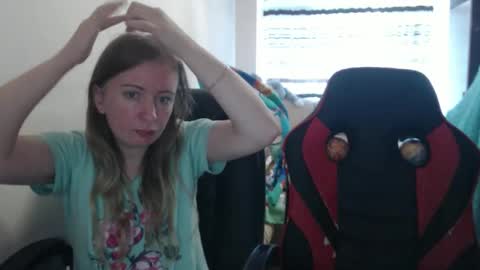 JenisAndPeter online show from 09.14.25