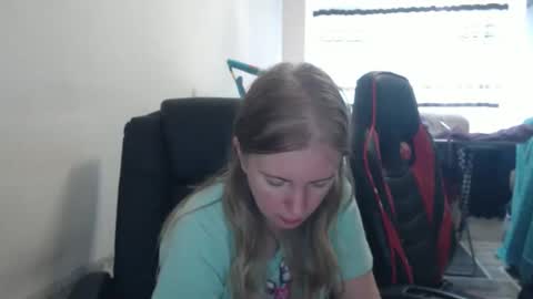 JenisAndPeter online show from 09.15.25