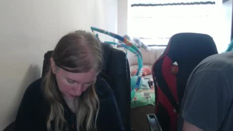 JenisAndPeter online show from 09.20.25