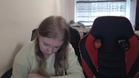 JenisAndPeter online show from 11.05.25