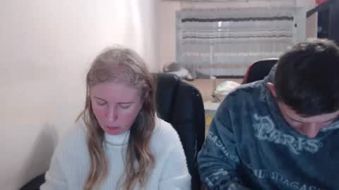Snapshot of jenisandpeter chatting on 03.03.26 JenisAndPeter online show from 03.03.26