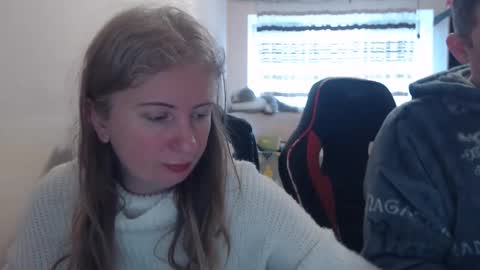 Snapshot of jenisandpeter chatting on 03.04.26 JenisAndPeter online show from 03.04.26