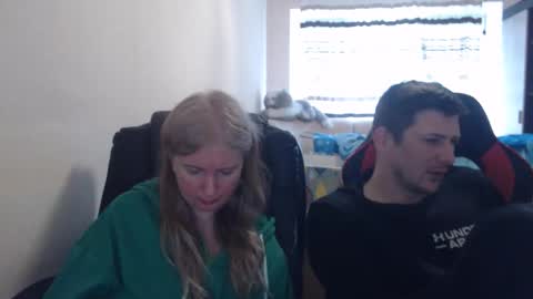 Snapshot of jenisandpeter chatting on 03.27.26 JenisAndPeter online show from 03.27.26