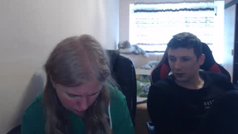 Snapshot of jenisandpeter chatting on 03.28.26 JenisAndPeter online show from 03.28.26
