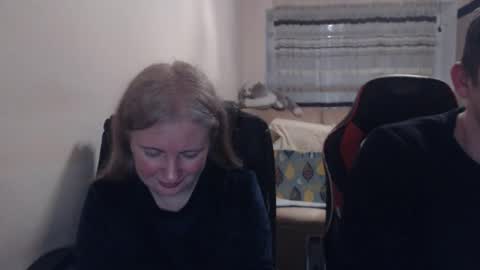 Snapshot of jenisandpeter chatting on 03.31.26 JenisAndPeter online show from 03.31.26