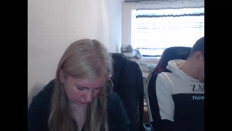 Snapshot of jenisandpeter chatting on 05.05.26 JenisAndPeter online show from 05.05.26