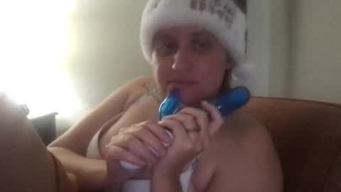 love me for who i am...I have a pussy so i make the rules... online show from 12.24.24