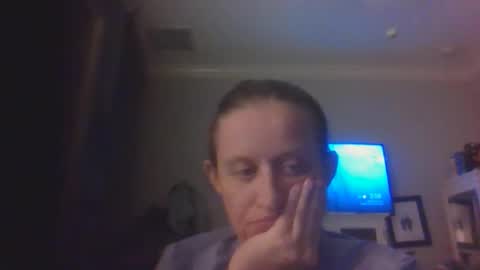 love me for who i am...I have a pussy so i make the rules... online show from 04.01.26