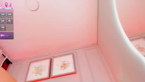 Snapshot of jenn_fit chatting on 11.01.25 Jenn online show from 11.01.25