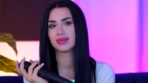 jenna_day online show from 11.19.25