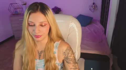 jennaa_cooper online show from 11.20.25